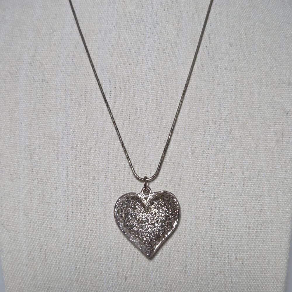 VTG 925 Silver Filigree Puffy Heart Pendant Necklace 18” Snake Chain Floral